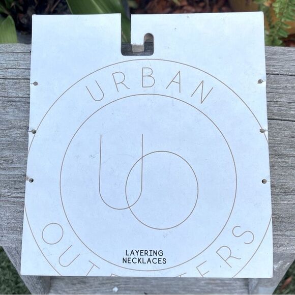 Two Urban Outfitters (OU) Gold Butterfly/White Pearl Flower Layer Necklaces NWT - Picture 6 of 9